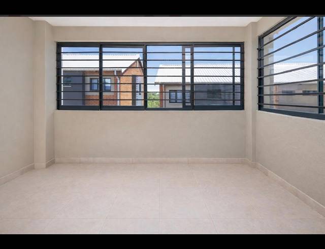 3 BEDROOM SECTIONAL TITLE FOR SALE IN MONTANA
